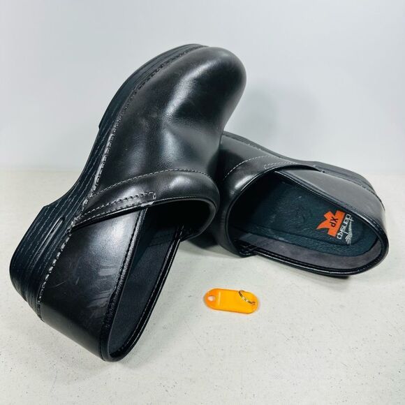 Dansko XP Black Clogs Nursing Shoes Size 42 - Picture 1 of 7
